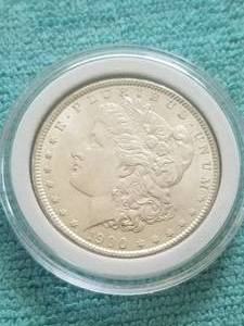 lot 418 image: Morgan Silver Dollar in capsule storage case - 1900