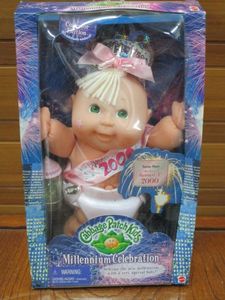 lot 18 image: CABBAGE PATCH COLLECTORS EDITION 2000 MILLENNIUM CELEBRATION TATUM STAR IN ORIGINAL BOX.