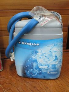 lot 32 image: BREG POLAR CARE KODIAK COLD THERAPY DEVICE
