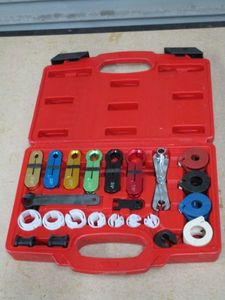 lot 14 image: ORION MOTOR TECH DISCONNECT KIT IN CASE WITH OWNERS MANUAL.