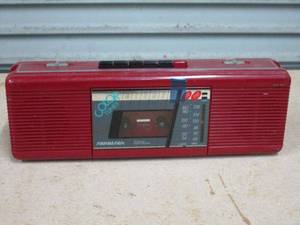 lot 19 image: VINTAGE SOUND DESIGN AM-FM STEREO CASSETTE RECORDER MODEL NO. 4617BUR.&nbsp