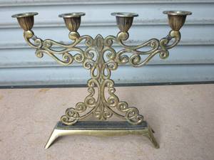 lot 41 image: VINTAGE BRASS CANDLE HOLDER MADE IN ISRAEL, BOTTOM STAMPED LHLN-HEBRON ISRAEL.