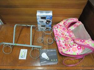 lot 147 image: PET CARRIER, BIRD CAGE ACCESSORIES, CASE OF (6) 8W LED BULBS, GRIP MOUNTABLE LED LIGHT W SWITCH, (2) SOLAR DROP IN LIGHTS
