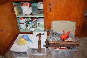 lot 15 image: Tools and Paint Lot
