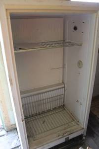 lot 184 image: Refrigerator - no door