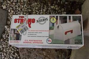 lot 189 image: Strong Box White Mailbox
