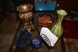 lot 44 image: Home Dcor Metal Decorative Vases, Potpourri Box, Wire Basket and More