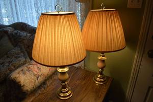 lot 99 image: Pair of Table Lamps
