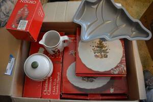 lot 108 image: Christmas Dish Set Happy Holidays with Original Boxes