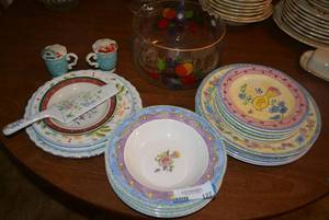 lot 127 image: Birds and the Bees Dish Set by Sango, Handcrafted Crystal Bowl, Andrea by Sadek Cake Plate and Server