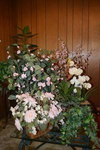 lot 53 image: Artificial Pink Flower and Greenery Arrangements