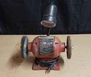 lot 43 image: Tradesman 6 Bench Grinder - Model 8280