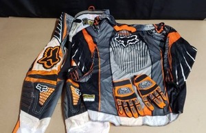 lot 46 image: Fox Racing 360 Motion Jersey (Size XL), Pants (Size 36) & Gloves (Size L)