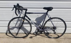lot 59 image: Mercier Corvus AL Aluminum & Carbon Fiber 27-Speed Road Bike
