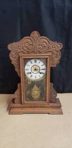 lot 63 image: Antique Mantle Clock - Maker Unkown
