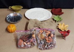 lot 89 image: Lot of Fall Dcor