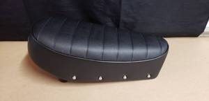 lot 107 image: New Seat for Vintage Honda SL70