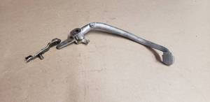 lot 130 image: Honda CT70Trail 70 Brake Pedal w Arm & Rear Brake Wire Arm