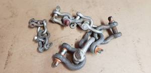 lot 386 image: Lot of Shackles - 1 Ton to 3 14 Ton