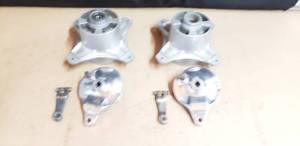 lot 324 image: Lot of 2 Honda CT70Trail 70 Rear Hubs w Brake Covers