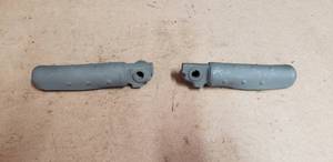 lot 334 image: Lot of 2 Honda CT70Trail 70 Sand Blasted & Primed Foot Pegs