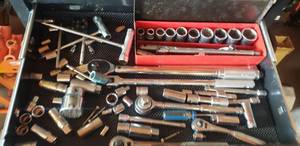 lot 407 image: Lot of Socket Wrenches, Sockets, Extensions, Torque Wrench & More