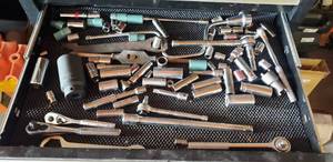 lot 408 image: Lot of Socket Wrenches & Sockets