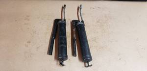 lot 425 image: Lot of 2 Grease Guns
