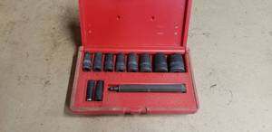 lot 428 image: Gasket Punch Set
