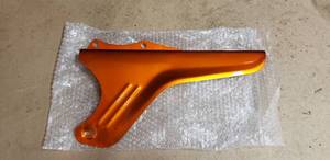 lot 498 image: Honda CT70Trail 70 Mud Guard - Orange
