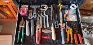 lot 418 image: Lot of Miscellaneous Tools -Cutting Tools, Wire Strippers, Electrical Connectors & More