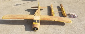 lot 469 image: Pontoon Plane DisplayGlider - 82 Wingspan