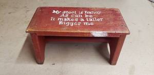 lot 565 image: Wooden Step Stool
