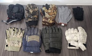 lot 66 image: Lot of 9 Cold Weather Gloves