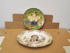 lot 199 image: Selection of 2 platters