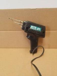 lot 200 image: Craftsman drill and soldering gun