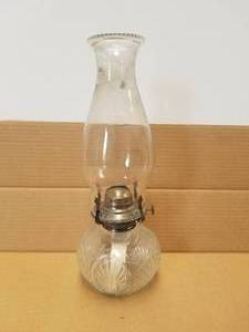 lot 207 image: Vintage clear glass oil lamp - Lamplight Farms - 1985