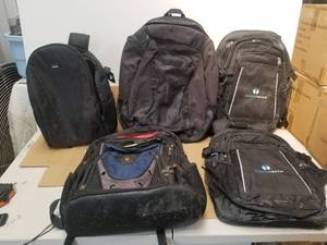 lot 232 image: Selection of backpacks