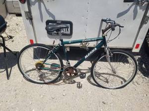 lot 263 image: Selection of 2 bikes