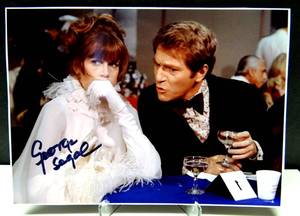 lot 4 image: AUTHENTIC AUTOGRAPHED - HOLLYWOOD LEGEND GEORGE SEGAL (RECENTLY DECEASED - RIP) 5 X 7 PHOTO