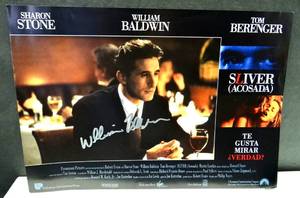 lot 62 image: VERY RARE AUTHENTIC AUTOGRAPH - SLIVER Spanish Lobby Card signed by WILLIAM BALDWIN, Stars Sharon Stone, Tom Berenger & Polly Walker