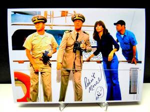 lot 96 image: AUTHENTIC AUTOGRAPH - RECENTLY DECEASED MOVIE LEGEND - ROBERT MORSE - HAND SIGNED 5 X 7 PHOTO