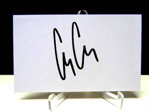 lot 103 image: AUTHENTIC AUTOGRAPH INDEX CARD - HOLLYWOOD LEGEND GEORGE CLOONEY $$$