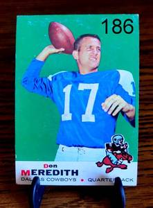 lot 186 image: VINTAGE 1969 Topps FOOTBALL #75 DON MEREDITH EXMINT DALLAS COWBOYS