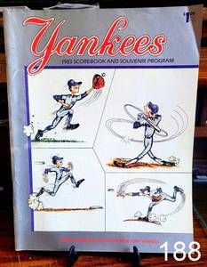 lot 188 image: VINTAGE OFFICIAL NEW YORK YANKEES 1983 SCOREBOOK & SOUVENIR PROGRAM