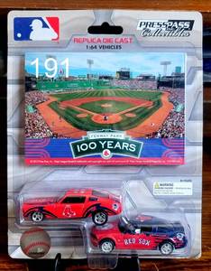lot 191 image: RARE PRESS PASS COLLECTIBLES - 164 DIE CAST BOSTON RED SOX CARS & FENWAY PARK CARD - NIP $$