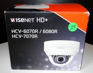 lot 29 image: Samsung Hanwha HCD-7070R 4MP IR Indoor Dome HD CCTV Security Camera - APPEARS UNUSED IN BOX $$$