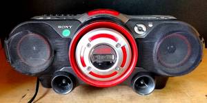 lot 119 image: Sony CFD-G500 Stereo CDRadioCassette Boombox G PDW Power Drive Woofer - TESTEDWORKS