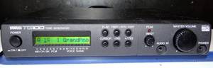 lot 195 image: Yamaha TG100 Tone Generator w Power Supply $$