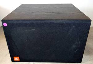 lot 207 image: JBL PSW-1000 STEREO SUBWOOFER - POWERS ON